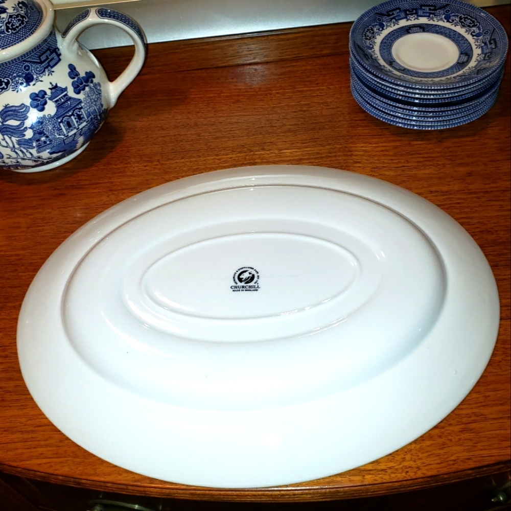 COPY - Churchill English Porcelain Willow Pattern Platter. - Picture 5 of 7